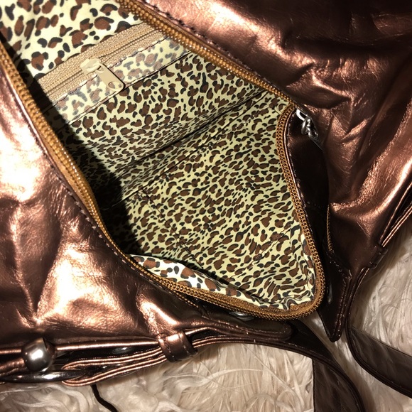 Cute brown metallic purse. - Picture 4 of 4